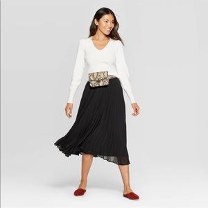 NWT Long Sleeve V-Neck Sweater